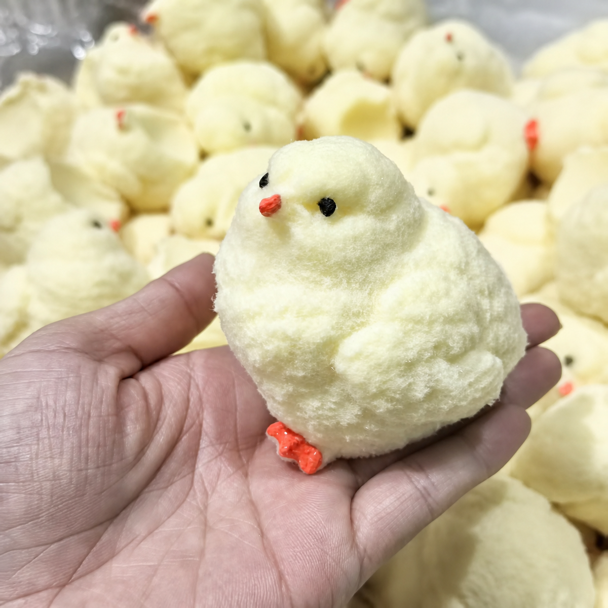 Fluffy Chicken Squishy - Large – 9 cm